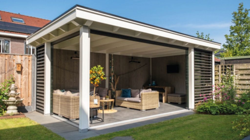 tuinhuis met overkapping